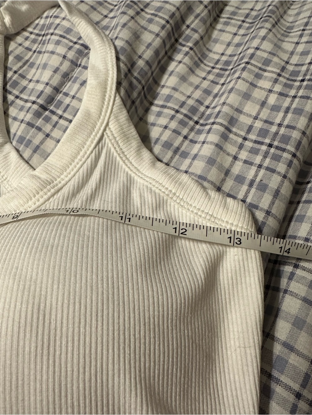 White Ribbed Racerback Tank Top Built-In Padded Bra Size Small - Picture 4 of 8